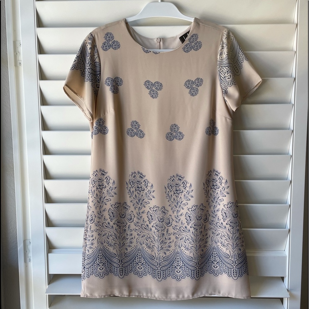 Lulu’s - Patterned Shift Dress - Sz Small - image 4